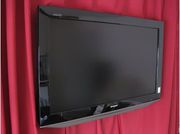 TV DVD VCR 20 pounds EACH,  LCD TV £49 for 20 inch £89 for 32 inch
